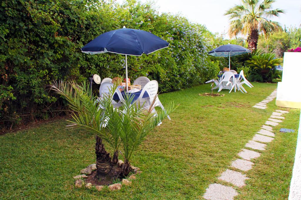 Suite House L'Isola Che Non C'E Fontane Bianche Exterior foto